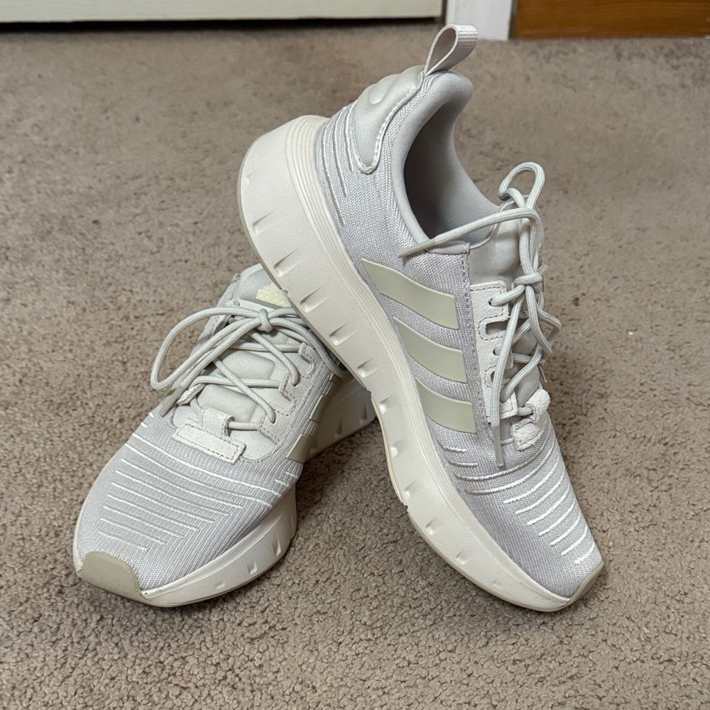 Adidas Light beige Running Shoes